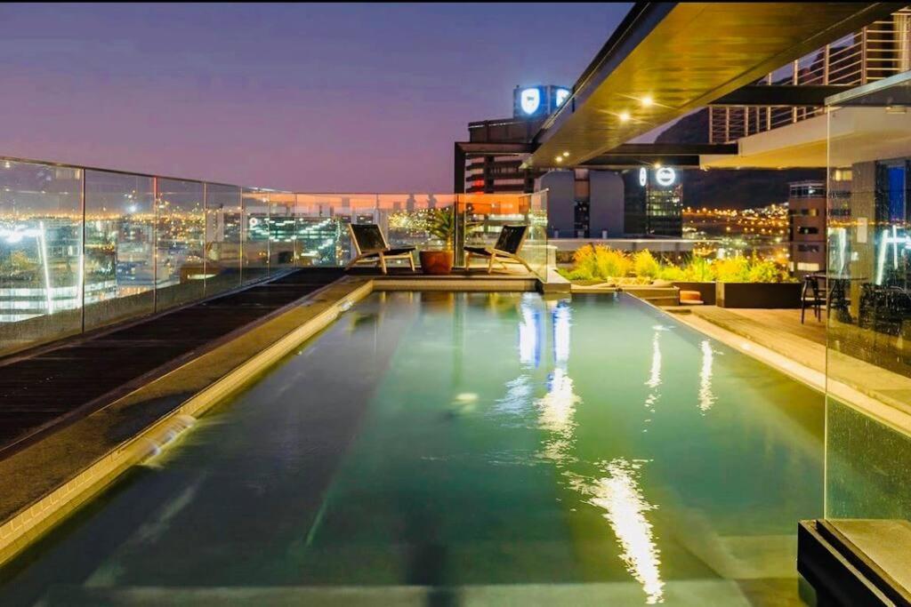 Skyline Views Stylish Studio With Pool, Parking No Load Shedding Ciudad del Cabo Exterior foto